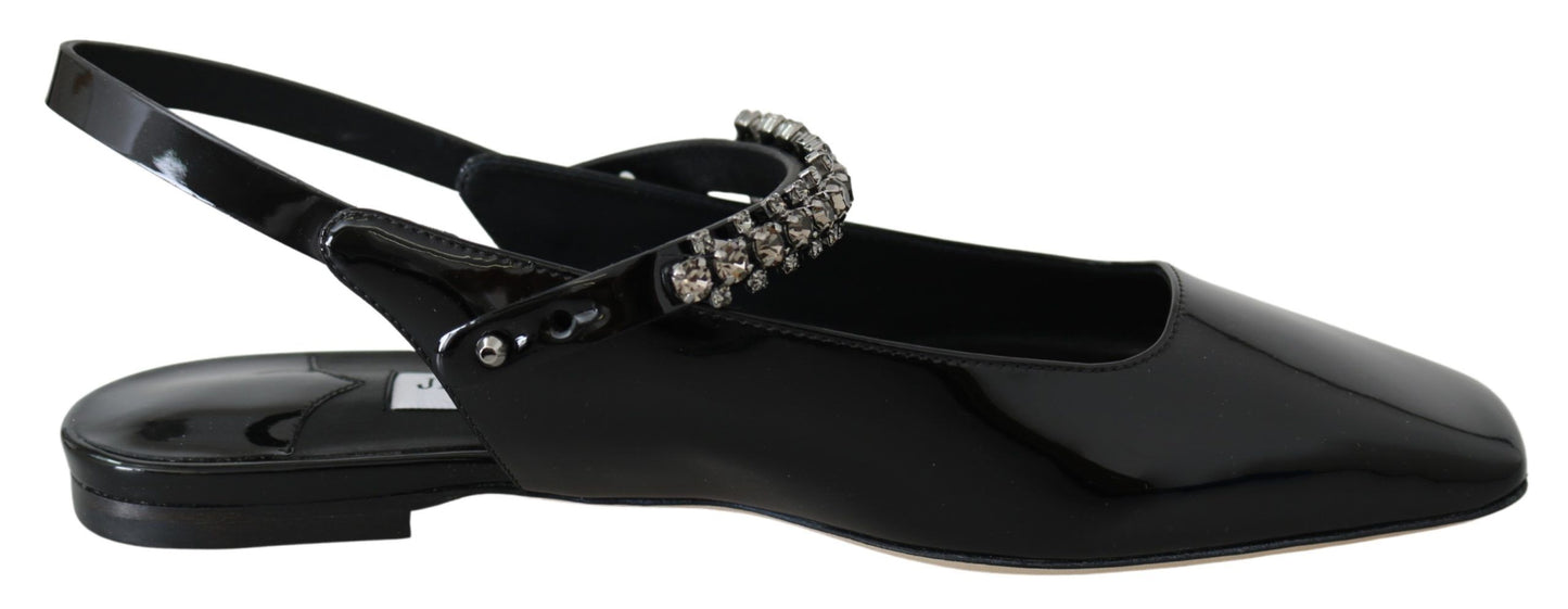 Elegantes zapatos planos negros de charol con detalles de cristal de Jimmy Choo