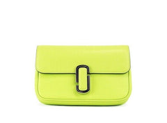 Bolso bandolera de piel lisa con brillo verde de Marc Jacobs The J Marc