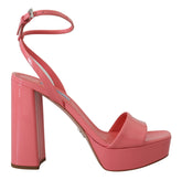 Sandalias de plataforma Prada Chic de charol rosa