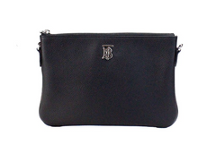 Bolso bandolera de piel negra con monograma Peyton de Burberry
