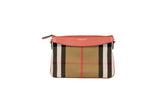 Bolso bandolera Burberry Peyton House Check Derby de piel granulada en color rojo canela