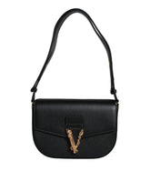 Bolso bandolera Versace de piel de becerro granulada negra con logotipo