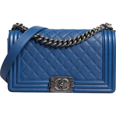 Bolso de hombro mediano de piel de cordero azul con doble cadena de Chanel