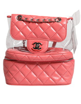 Bolso mochila de piel de vinilo rosa de Chanel