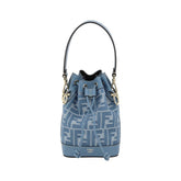 Bolso tipo cubo FF de Fendi