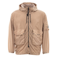Chaqueta de poliamida beige de estilo urbano elevado de CP Company
