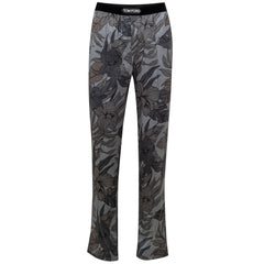 Ropa de seda gris de Tom Ford