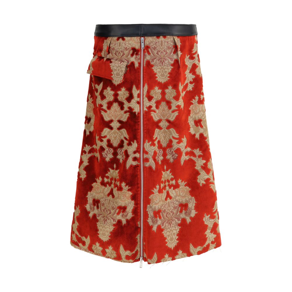 Falda midi encubierta