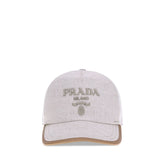 Gorra de béisbol con el logotipo de Prada