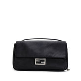 Bolso de hombro Fendi de piel negra