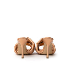 Sandalia de piel color bronce de Bottega Veneta