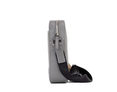 Bolso bandolera Burberry Thornton pequeño de piel granulada con logotipo en relieve en gris