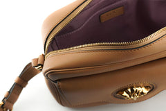 Elegante bolso de hombro Versace de cuero marrón con funda para cámara
