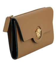 Cartera elegante de piel de becerro de Versace con el logotipo de Medusa