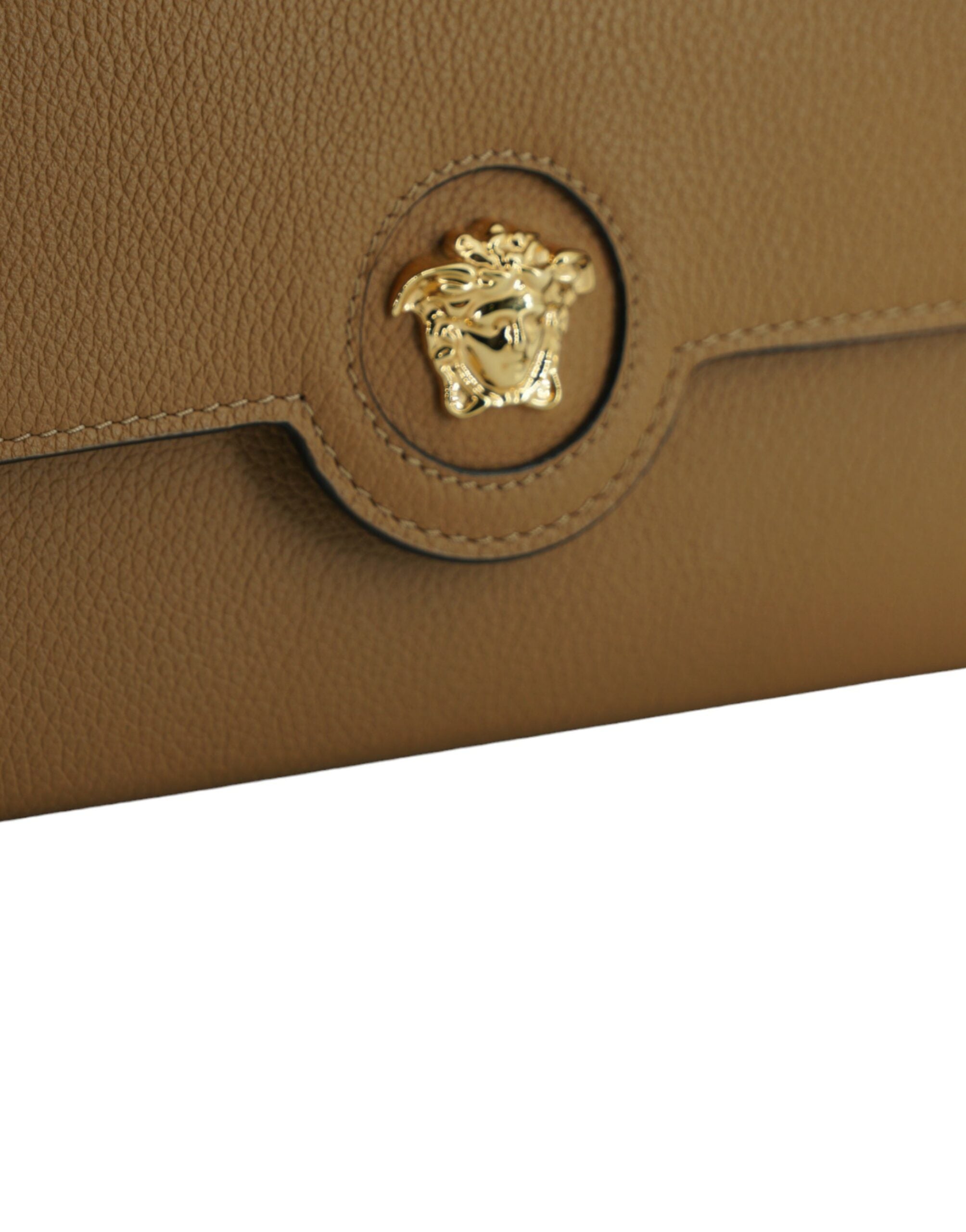 Cartera elegante de piel de becerro de Versace con el logotipo de Medusa