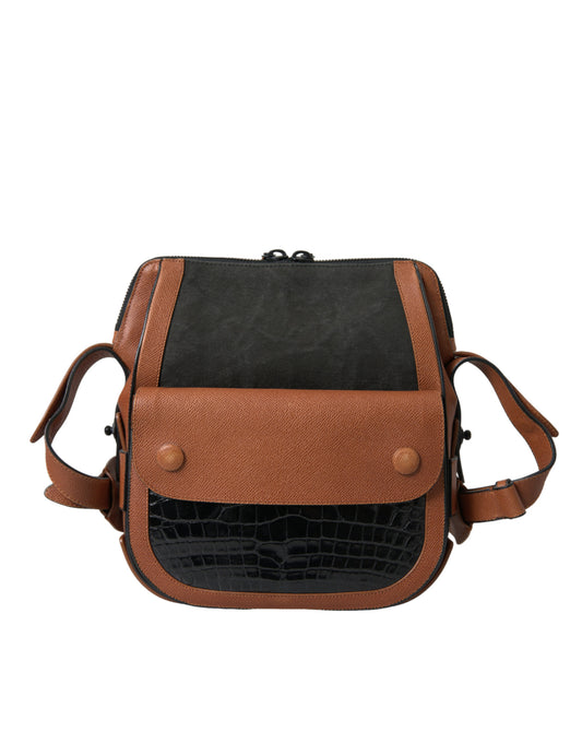 Elegante bolso bandolera de piel de cocodrilo de Balenciaga