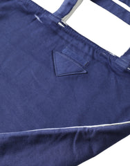 Elegante bolso tote azul de Prada para salidas elegantes