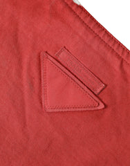 Bolso tote elegante de tela roja y blanca de Prada
