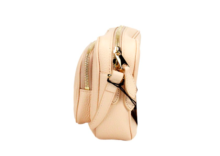 Bolso bandolera pequeño para cámara de piel granulada en color rosa melocotón de la marca Burberry