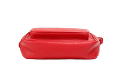 Bolso bandolera pequeño para cámara de piel granulada en rojo brillante de la marca Burberry