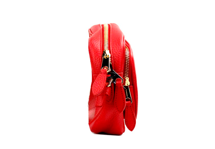 Bolso bandolera pequeño para cámara de piel granulada en rojo brillante de la marca Burberry