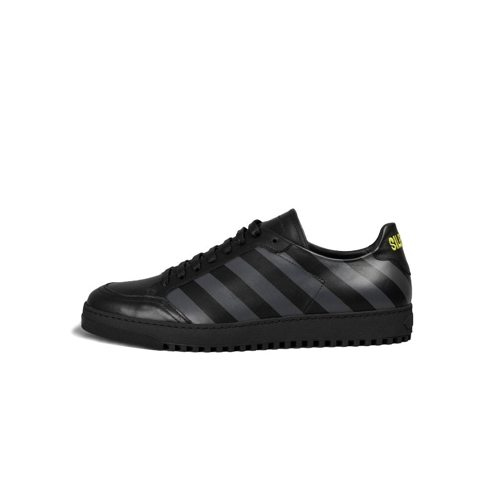 Zapatillas Off-White de piel de becerro negra para mujer