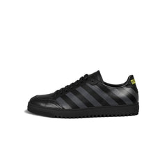 Zapatillas Off-White de piel de becerro negra para mujer