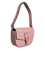Bolso bandolera Versace de piel de becerro granulada rosa con logotipo