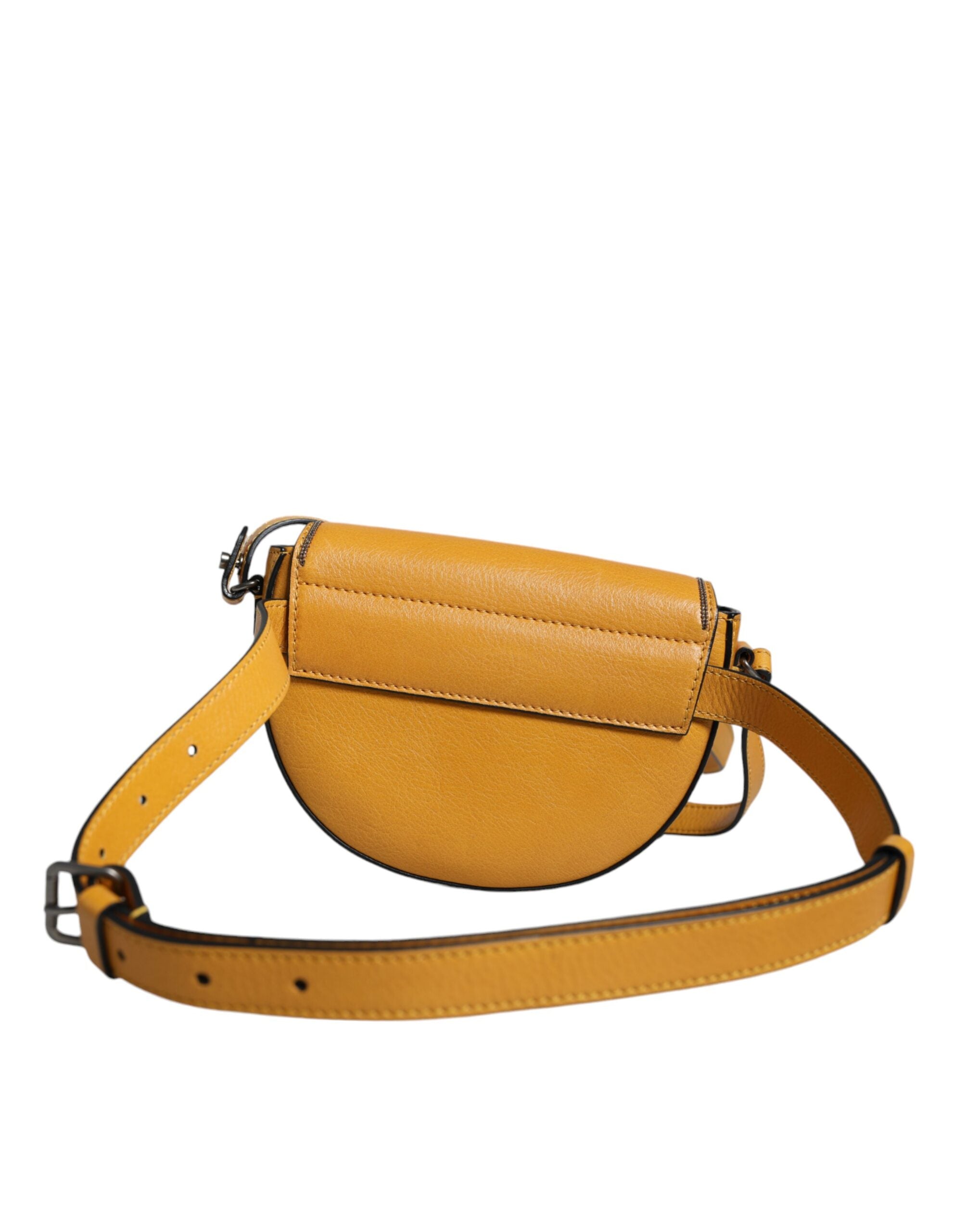Bolso bandolera Brunello Cucinelli de piel marrón claro con logotipo y correa para la cintura