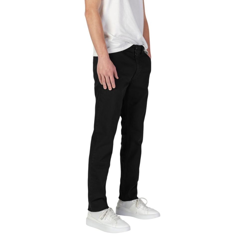 Vaqueros y pantalón de algodón negro de Hugo Boss