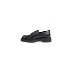 Zapatos planos de cuero negro de Tommy Hilfiger