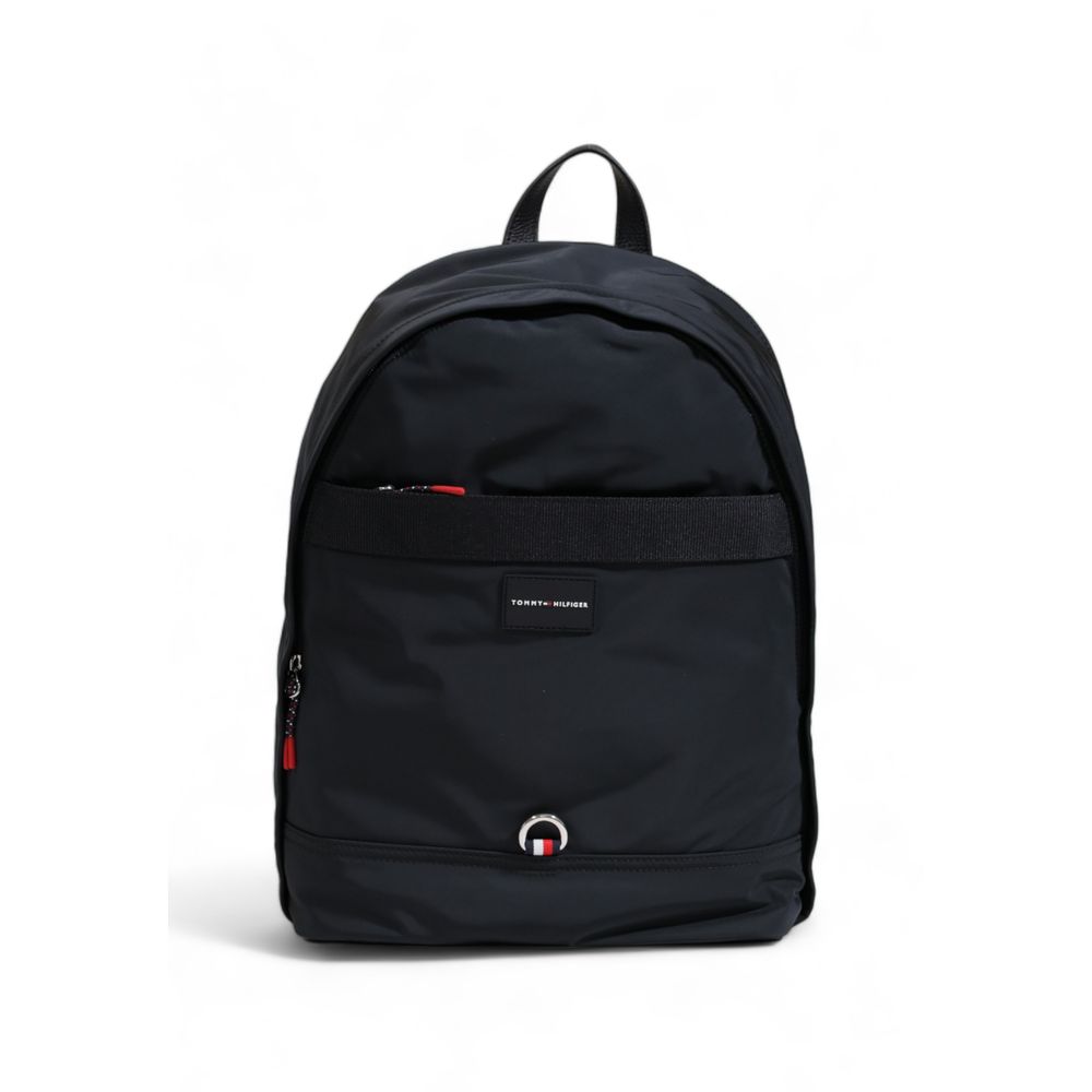 Mochila negra de poliéster reciclado de Tommy Hilfiger