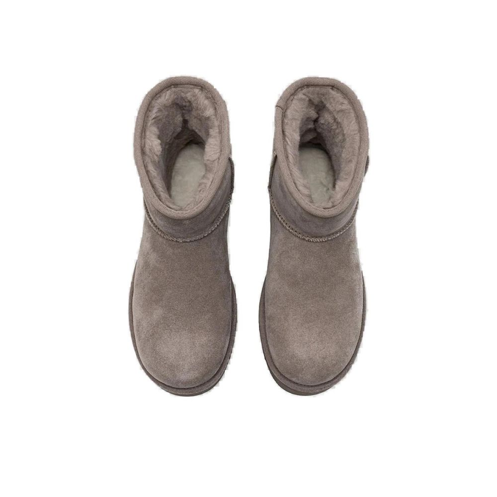 Bota de ante gris UGG