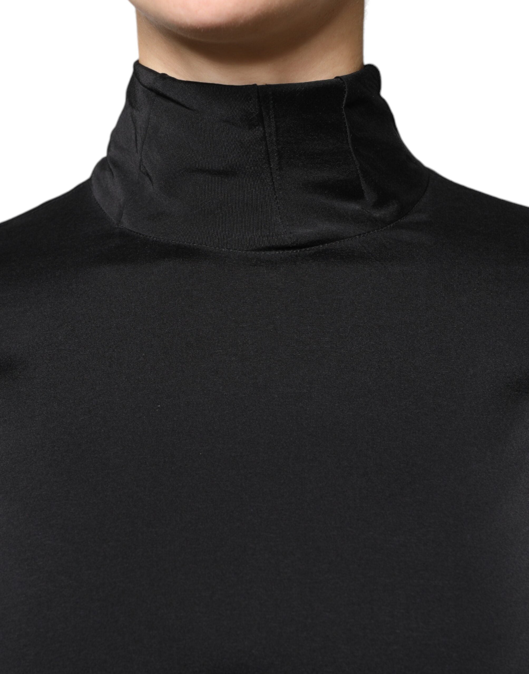 Blusa de manga larga en mezcla de seda negra de Brunello Cucinelli