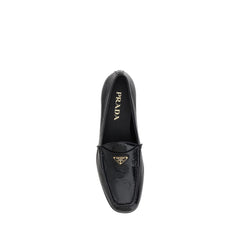 Mocasines con el logotipo de Prada