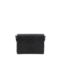 Bolso bandolera tipo mensajero de Burberry