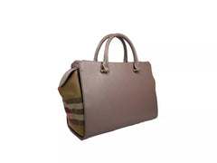 Bolso tote pequeño Banwell de piel de Burberry, color gris visón
