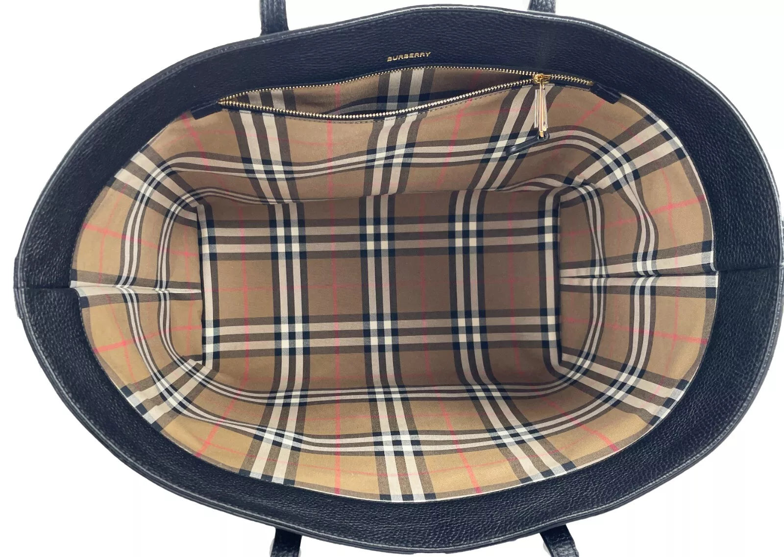 Bolso tote Burberry de piel granulada mediana negra