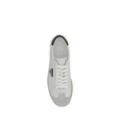 Zapatillas deportivas con el logotipo de Prada
