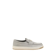 Mocasines con el logotipo de Prada