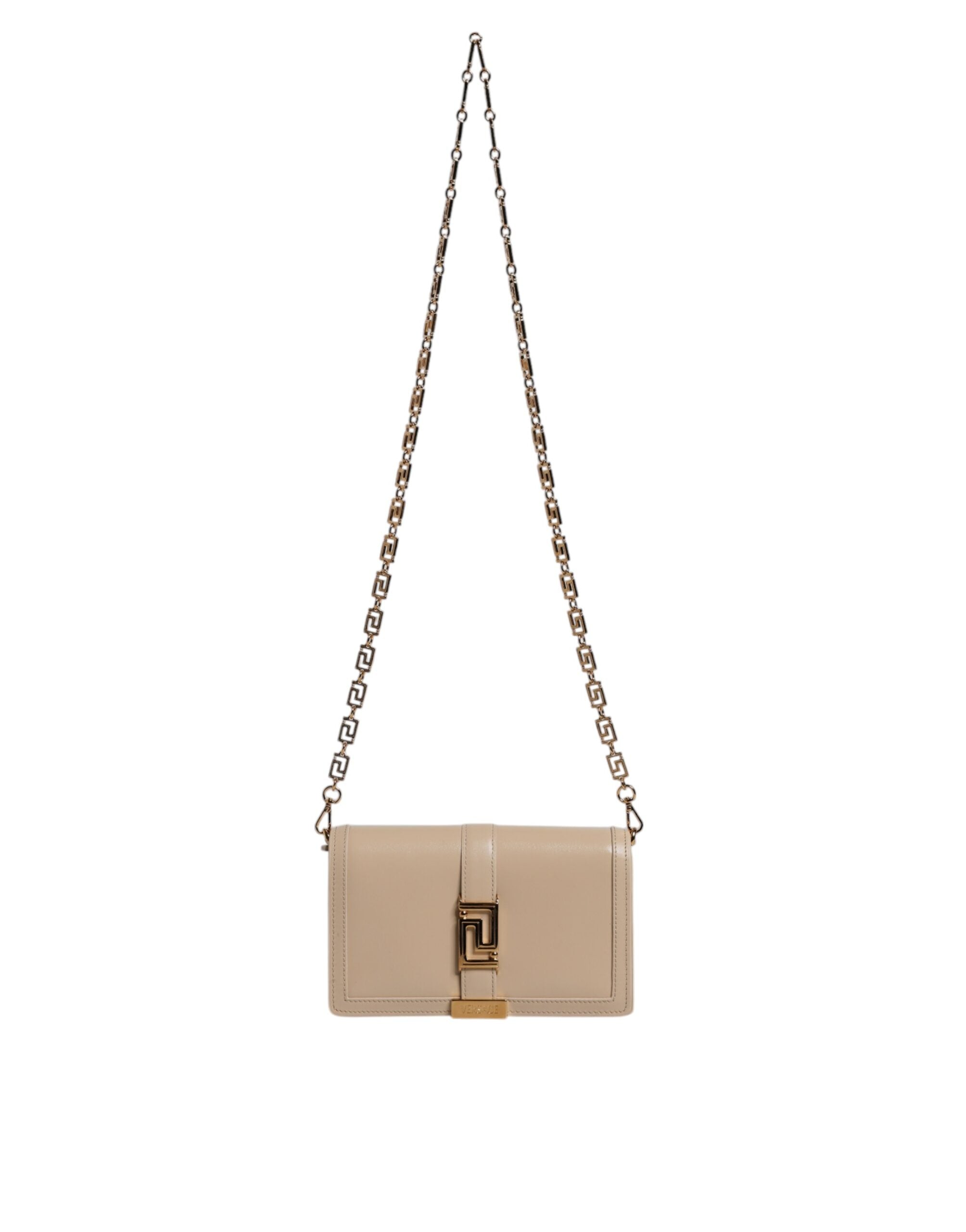 Bolso bandolera tipo cartera de piel de becerro con cadena dorada en beige de Versace