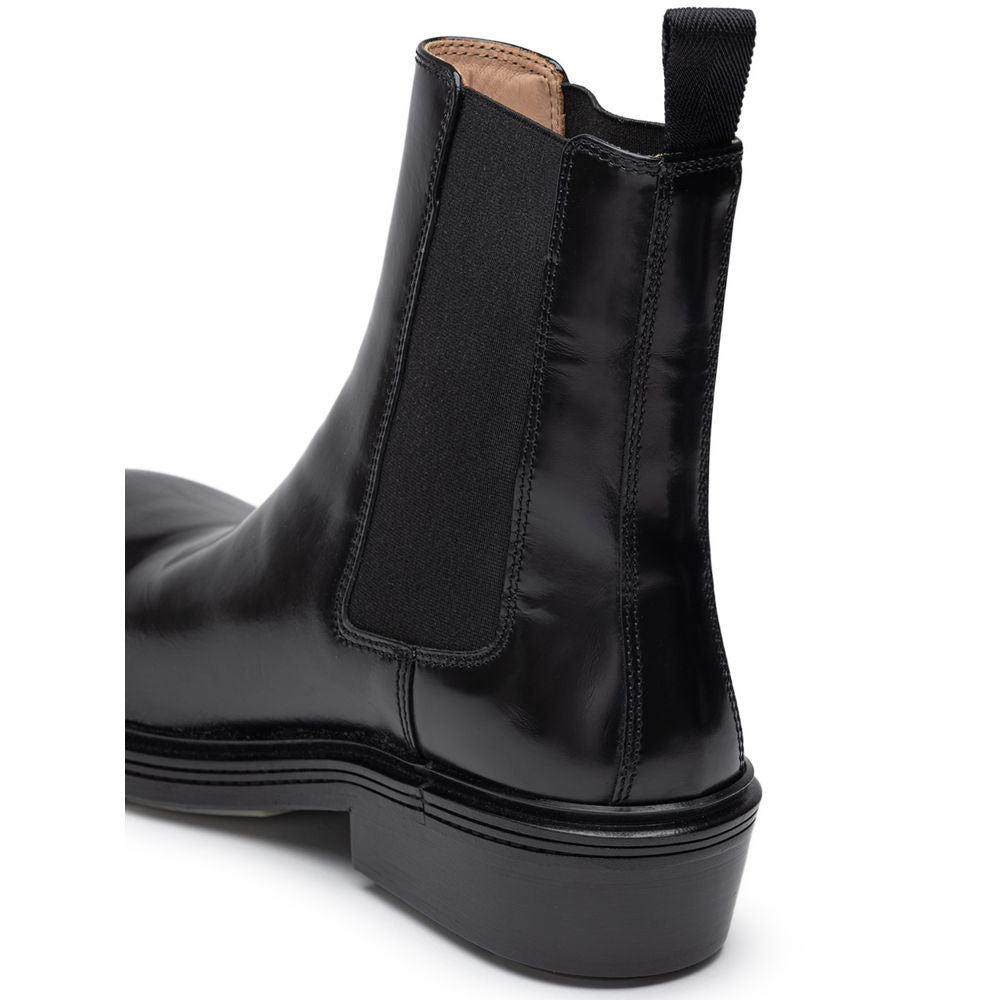 Bota de piel negra Bottega Veneta