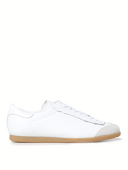Zapatillas bajas de piel y ante con diseño de plumas de Maison Margiela
