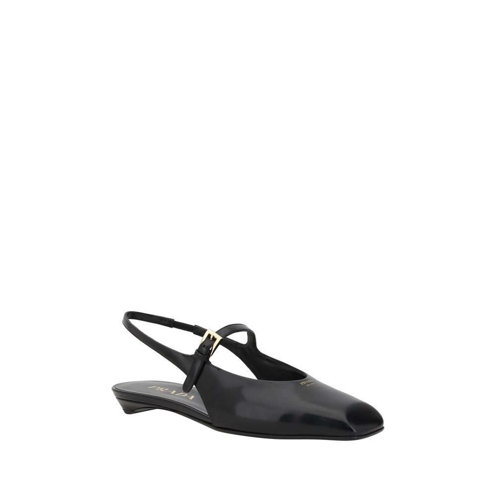 Zapatos de tacón Prada con tira trasera