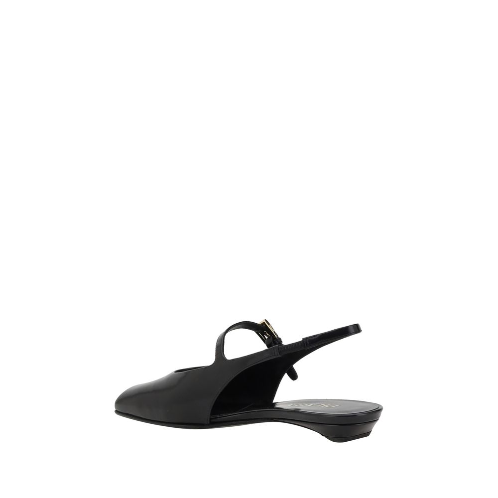 Zapatos de tacón Prada con tira trasera