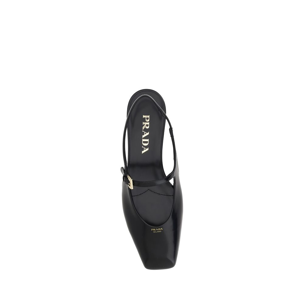 Zapatos de tacón Prada con tira trasera