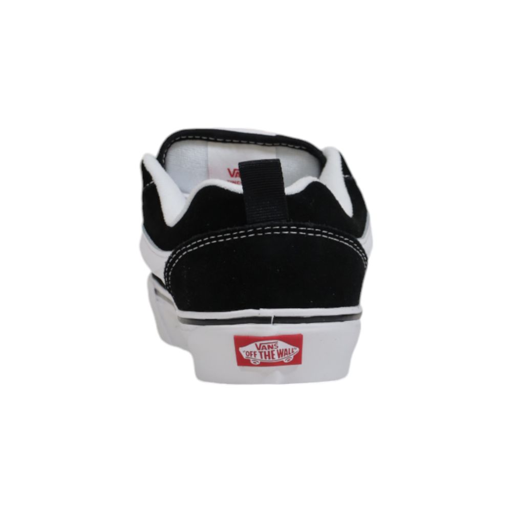 Zapatillas Vans de cuero en blanco y negro