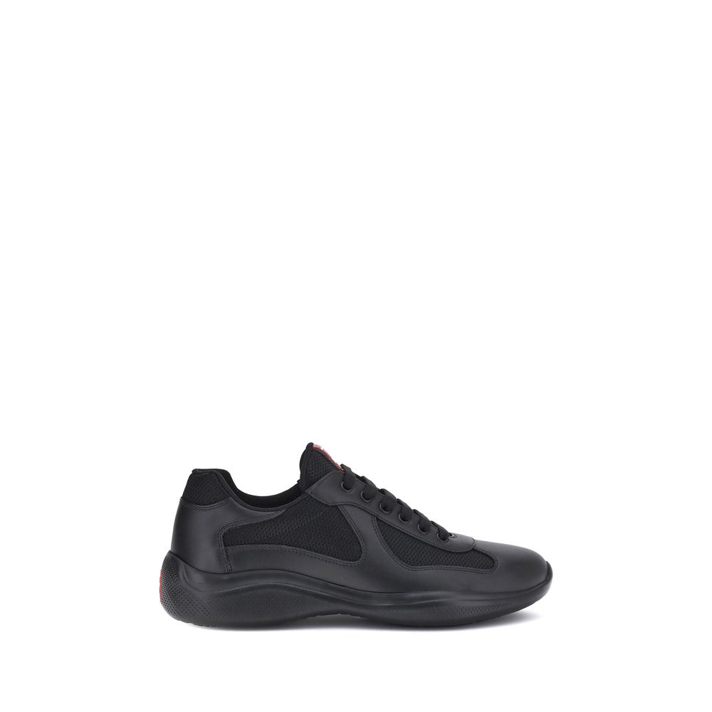 Las zapatillas Prada de América