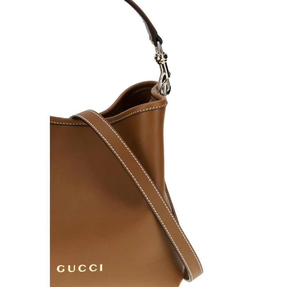 Bolso tipo cubo de piel con emblema GG de Gucci
