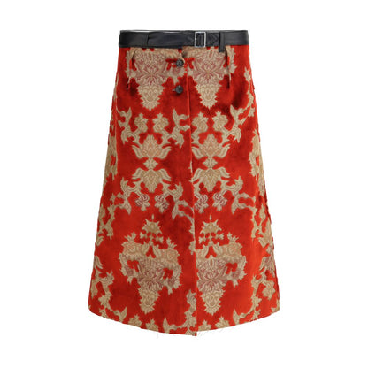 Falda midi encubierta